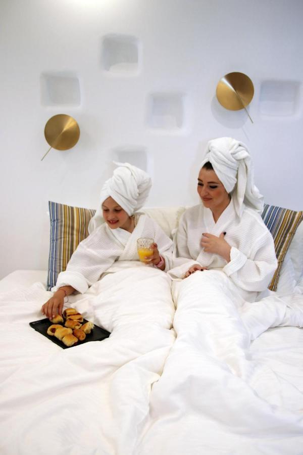 Narcissus Luxury Suites Naxos City Exterior foto