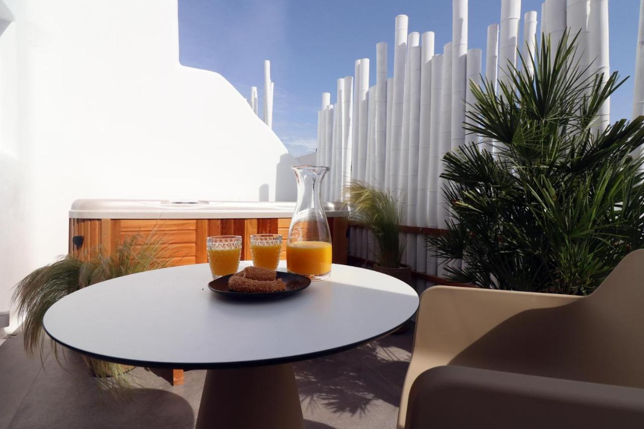 Narcissus Luxury Suites Naxos City Exterior foto